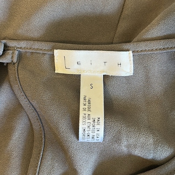 Leith Hi-Low Blouse l SIZE S - Picture 3 of 5